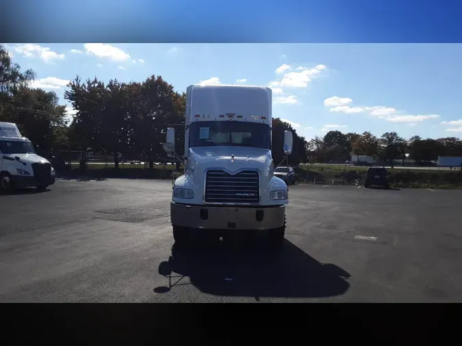 2018 Mack CXU (PINNACLE)4e61c214f66f8d06e00c8e6a5e1c4989