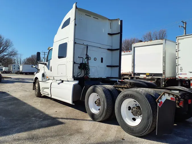 2019 NAVISTAR INTERNATIONAL LT625 SLPR CAB