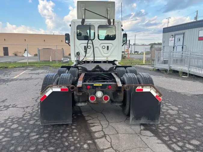 2019 FREIGHTLINER/MERCEDES CASCADIA 125