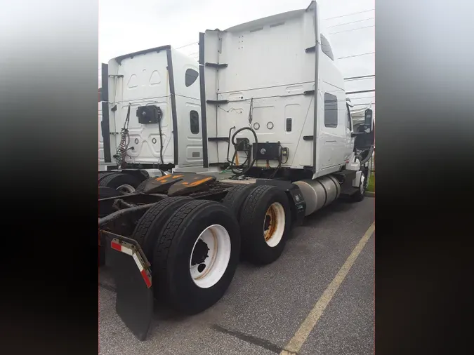 2018 NAVISTAR INTERNATIONAL LT625 SLPR CAB