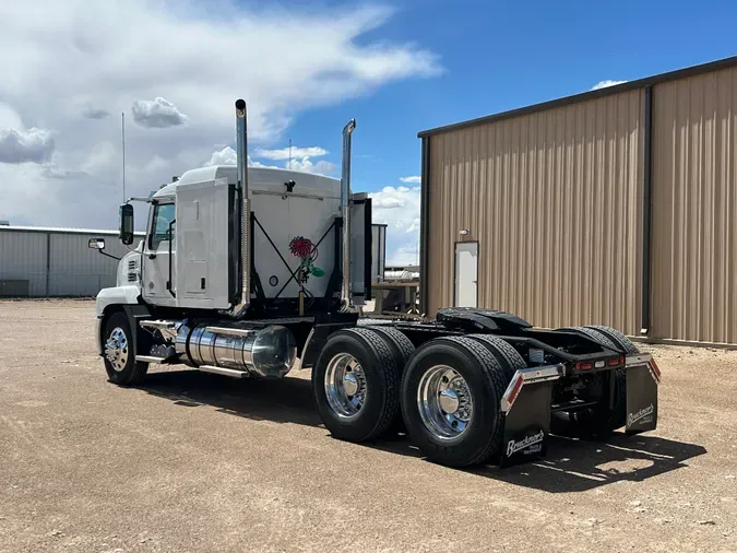 2025 MACK AN64T48