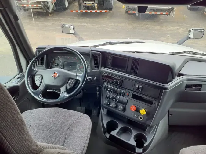 2020 NAVISTAR INTERNATIONAL LT625 SLPR CAB