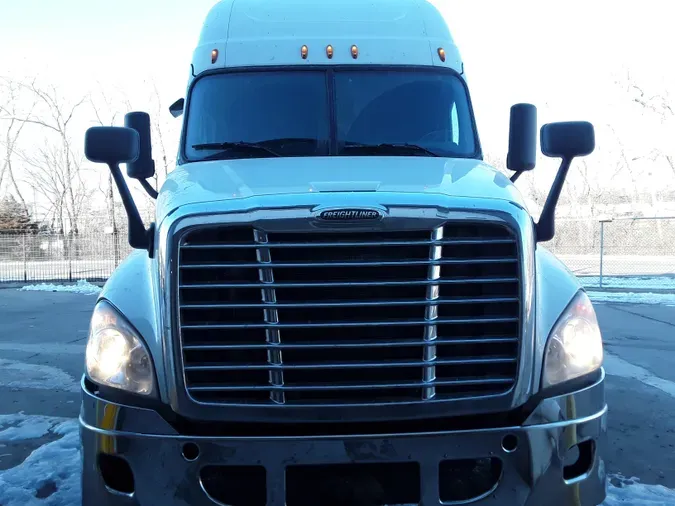 2020 FREIGHTLINER/MERCEDES CASCADIA 125