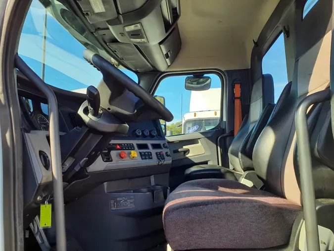 2020 FREIGHTLINER/MERCEDES NEW CASCADIA PX12664