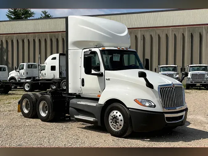 2020 INT LT625 6x44e739760af1cc903cb93a1da1f66a906