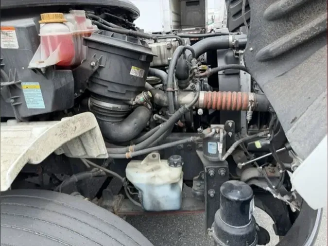 2020 FREIGHTLINER/MERCEDES M2 106