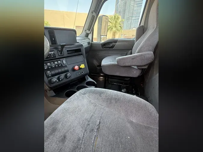 2019 NAVISTAR INTERNATIONAL LT625 DAYCAB T/A4e7883c34c1c0d66f7abef0ff244b209
