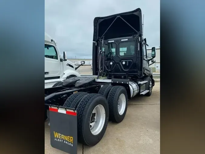 2022 FREIGHTLINER CASCADIA 116