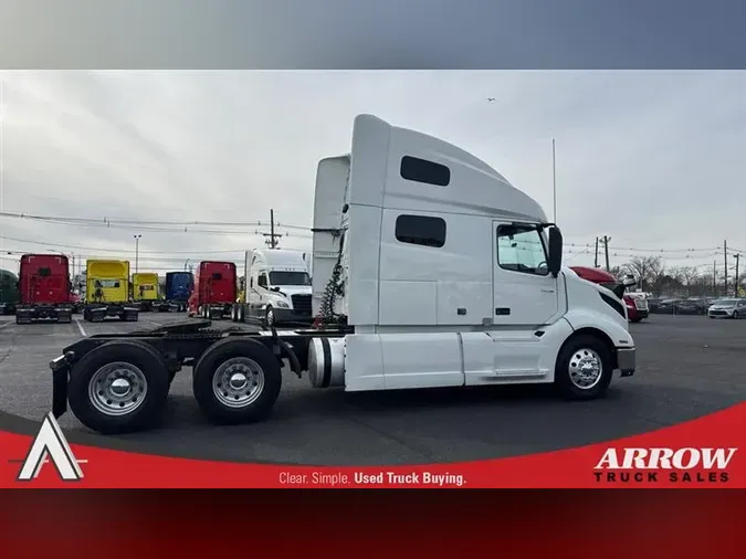 2019 VOLVO VNL760