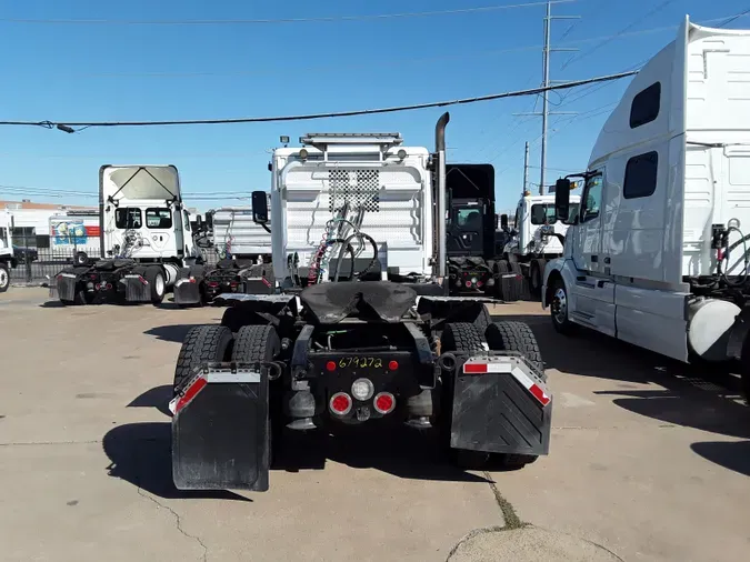 2017 FREIGHTLINER/MERCEDES CASCADIA 125