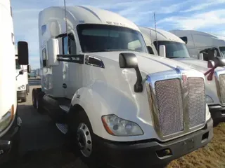 2016 KW T680