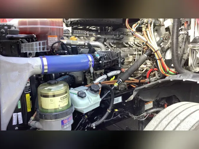 2023 Freightliner Cascadia 1264e7d309df1486df798213efc6a233751