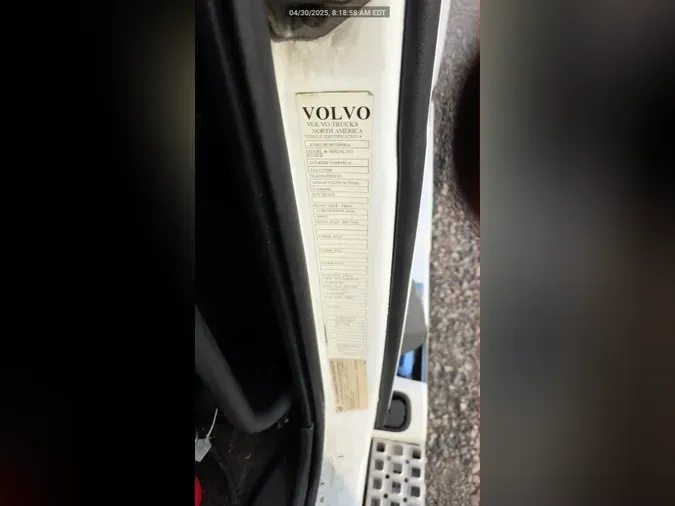 2018 Volvo VNL 740