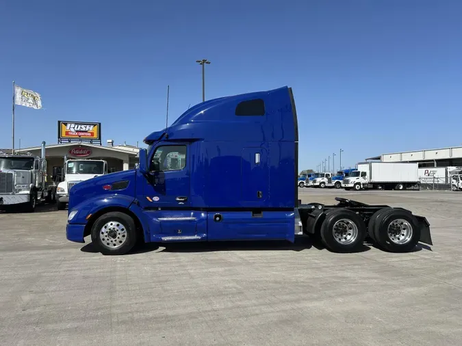 2022 Peterbilt 579