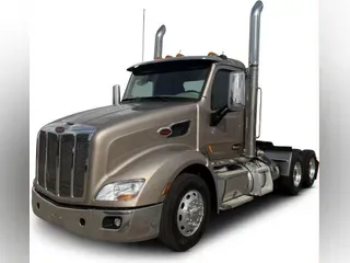 2020 Peterbilt 579