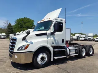 2019 FREIGHTLINER NEW CASCADIA PX12664