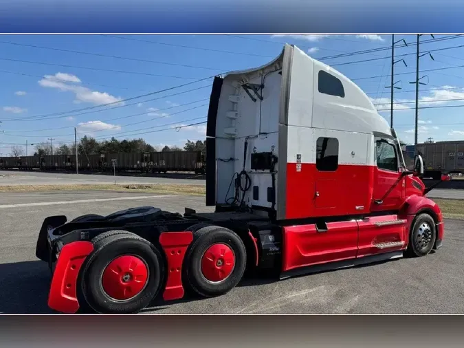 2023 PETERBILT 579