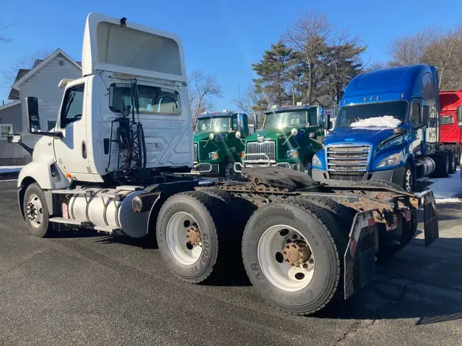 2019 NAVISTAR INTERNATIONAL LT625 DAYCAB T/A