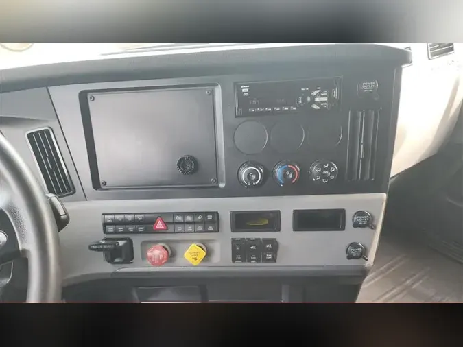 2020 FREIGHTLINER CASCADEVO1