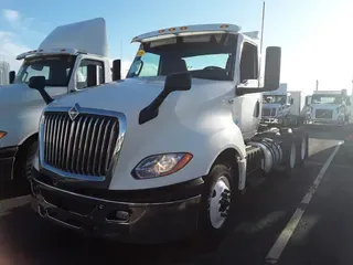 2019 NAVISTAR INTERNATIONAL LT625 DAYCAB T/A