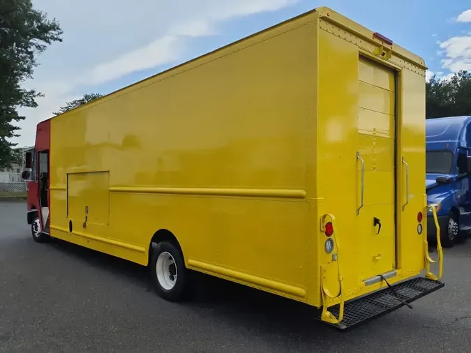 2017 FRTLR CUSTOM CHASSIS CORP MT55
