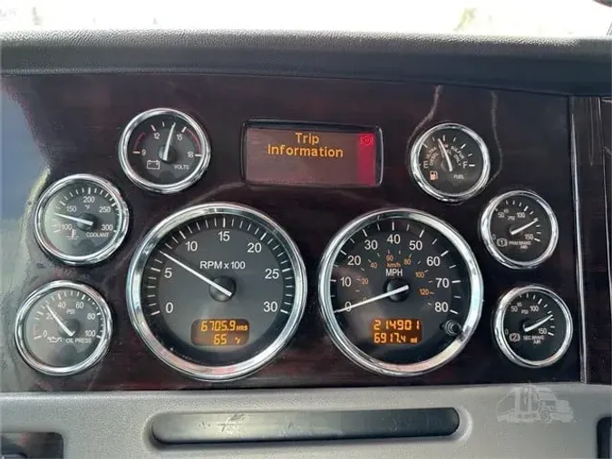 2020 PETERBILT 389