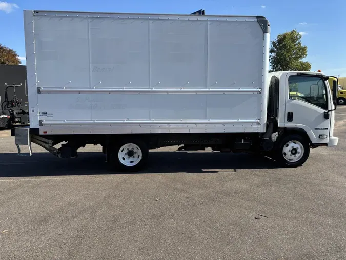 2019 Isuzu NPR-HD4e9649898aab2ad939332326ac476c4b