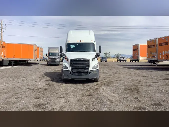 2021 Freightliner Cascadia