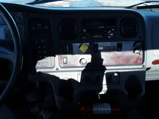 2019 FREIGHTLINER/MERCEDES M2 106