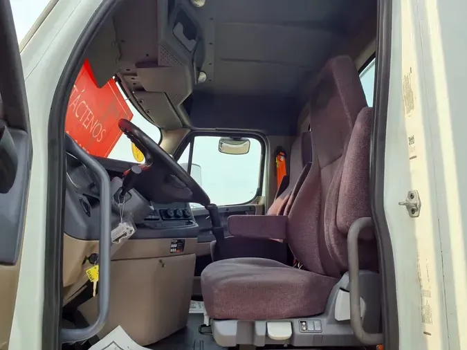 2020 FREIGHTLINER/MERCEDES CASCADIA 113