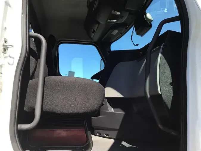 2021 FREIGHTLINER CA126