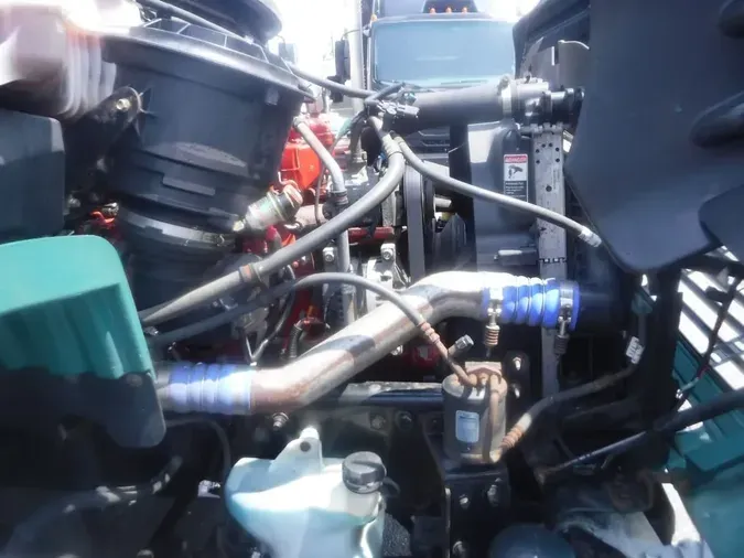 2020 FREIGHTLINER M2 106