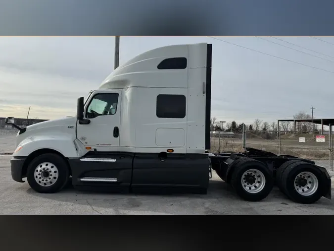 2020 International LT625