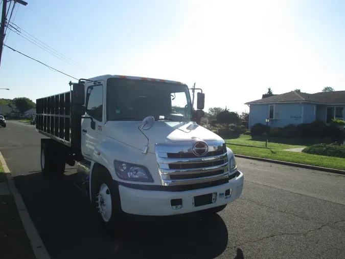 2018 HINO 338