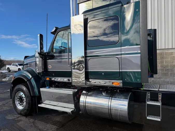 2026 International HX520