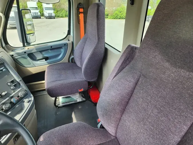 2018 FREIGHTLINER/MERCEDES CASCADIA 125