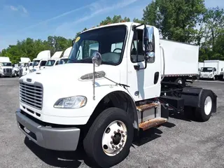 2018 FREIGHTLINER M2 106