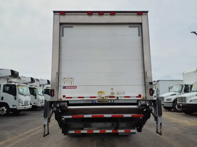 2018 FREIGHTLINER/MERCEDES M2 106