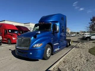 2020 International LT625