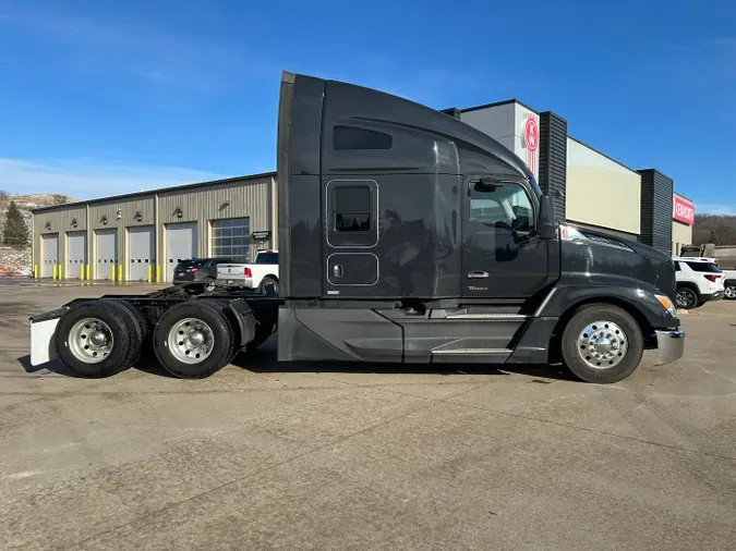 2022 Kenworth T680