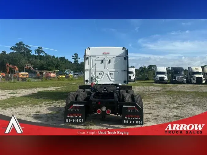 2019 FREIGHTLINER CA126