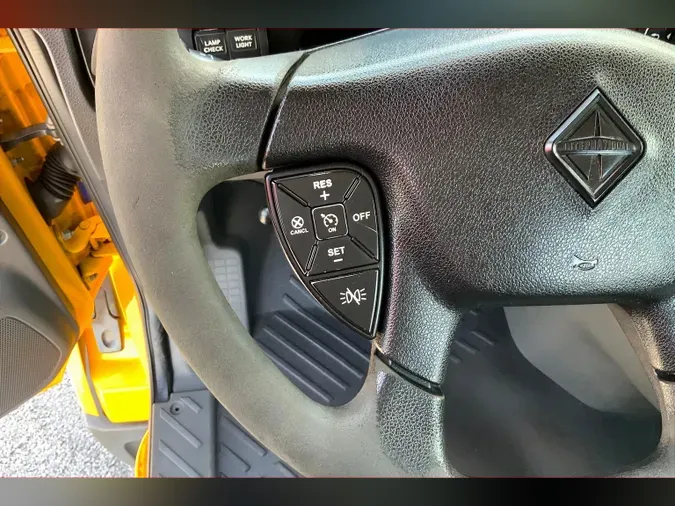 2019 INT LT625 6x4