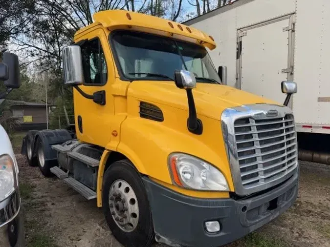 2018 FREIGHTLINER/MERCEDES CASCADIA 113