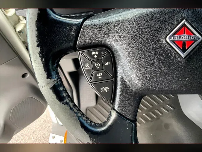 2021 INT LT625 6x4
