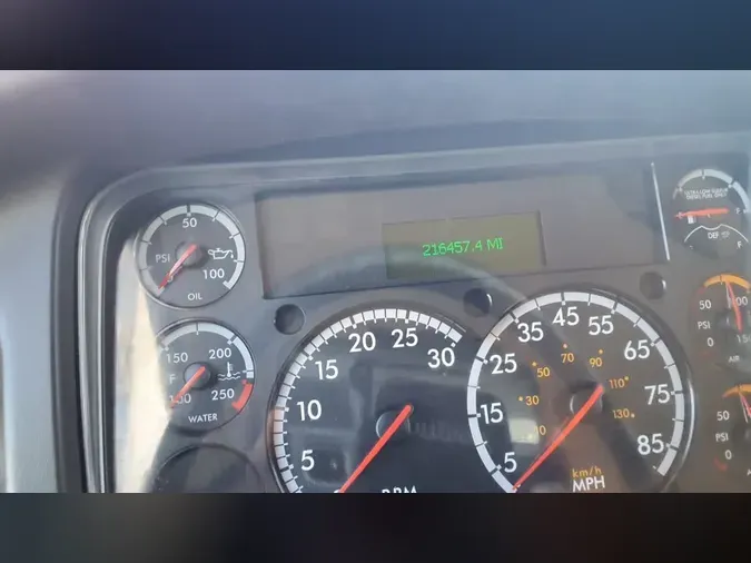 2019 FREIGHTLINER/MERCEDES M2 106