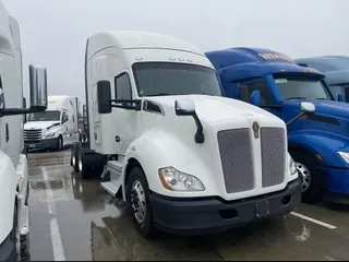 2021 KENWORTH T680