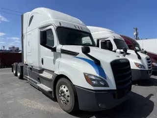2020 FREIGHTLINER CA126
