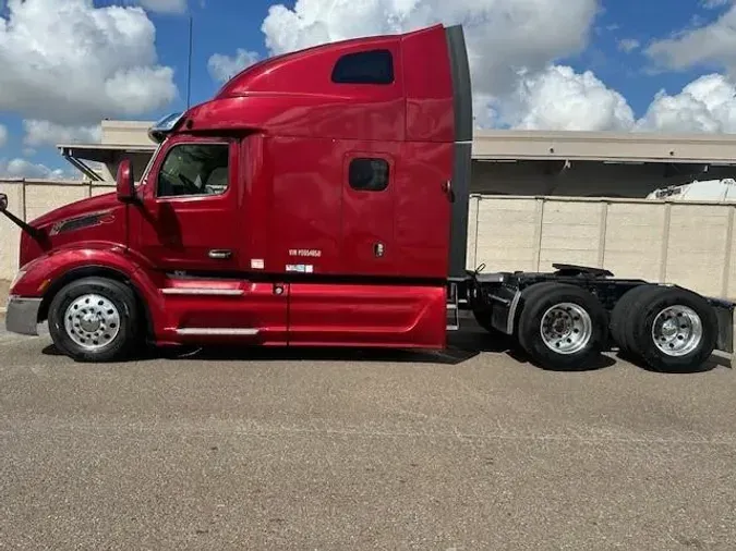 2023 Peterbilt 579