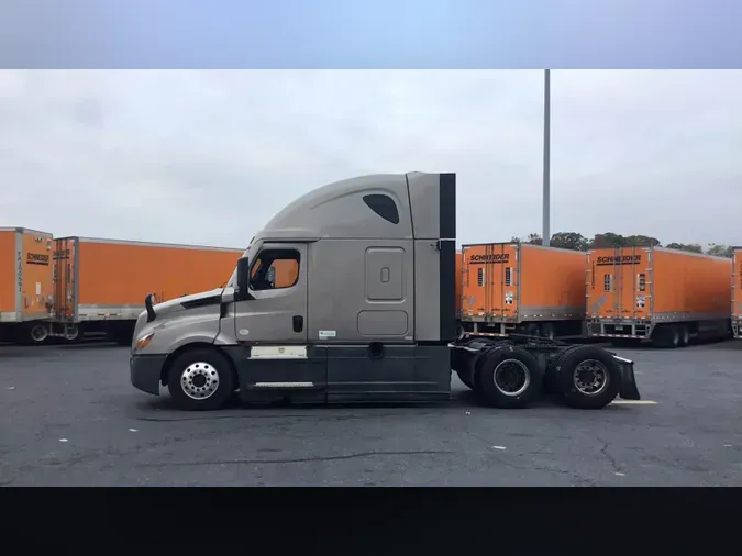 2022 Freightliner Cascadia 1264eb94ff7aa4a6372bc1206479fb1cfc8