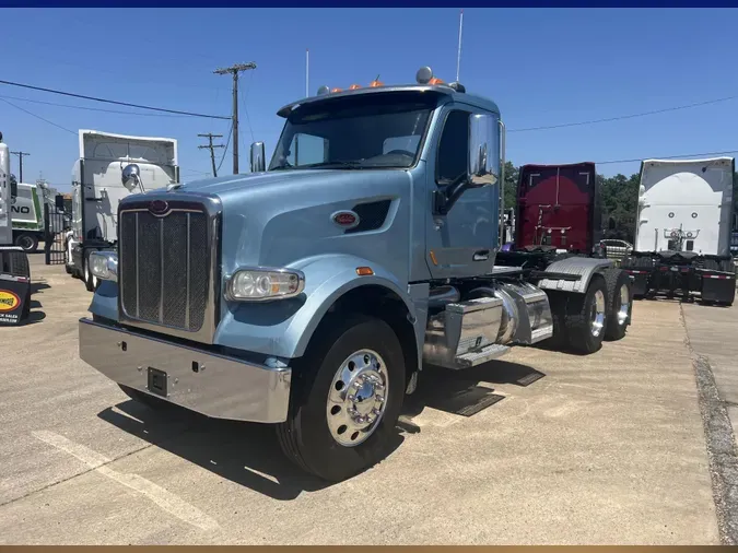 2021 Peterbilt 567